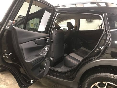 Used 2019 Subaru Crosstrek 2.0i Premium image 12
