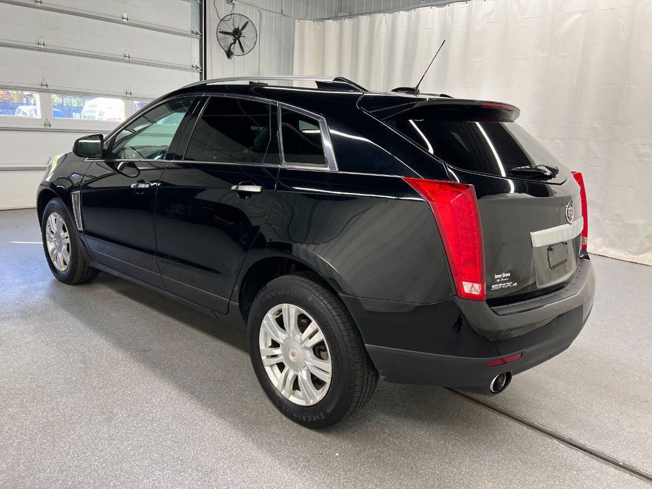 Used 2015 Cadillac SRX Luxury w/ Driver Awareness Package AWD/4WD image 6
