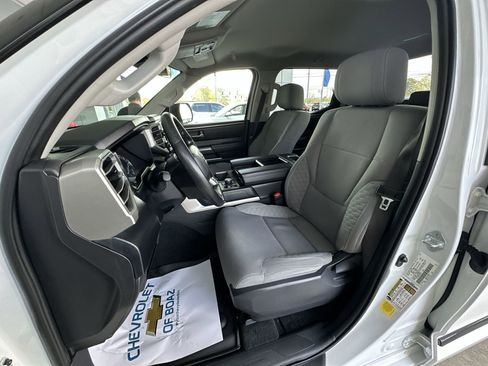 Used 2024 Toyota Tundra SR5 AWD/4WD image 19