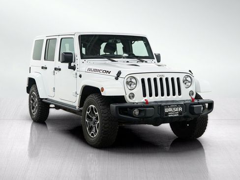 Used 2016 Jeep Wrangler Unlimited Rubicon AWD/4WD image 7