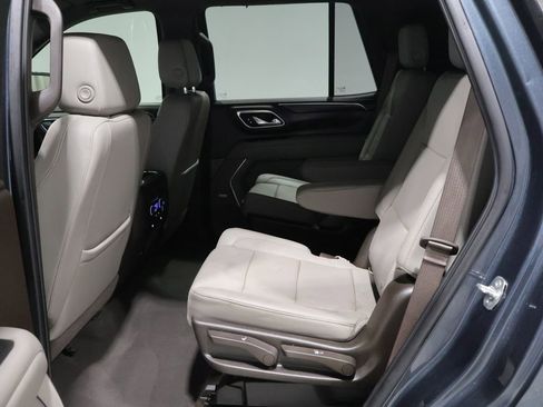 Used 2021 Chevrolet Tahoe LT AWD/4WD image 18