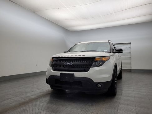 Used 2015 Ford Explorer Sport w/ Equipment Group 401A image 15
