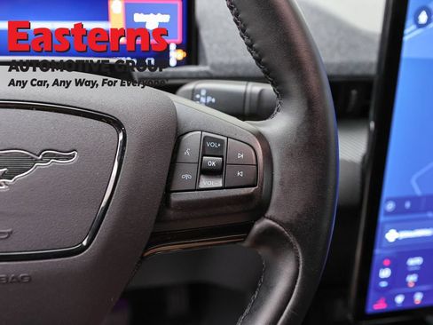 Used 2025 Ford Mustang Mach-E Premium AWD/4WD image 16