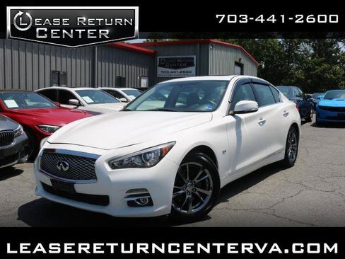 Used 2017 INFINITI Q50 Signature Edition AWD/4WD image 1