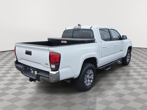 Used 2019 Toyota Tacoma SR5 image 5