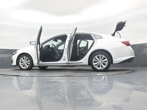 Used 2024 Chevrolet Malibu LT image 52
