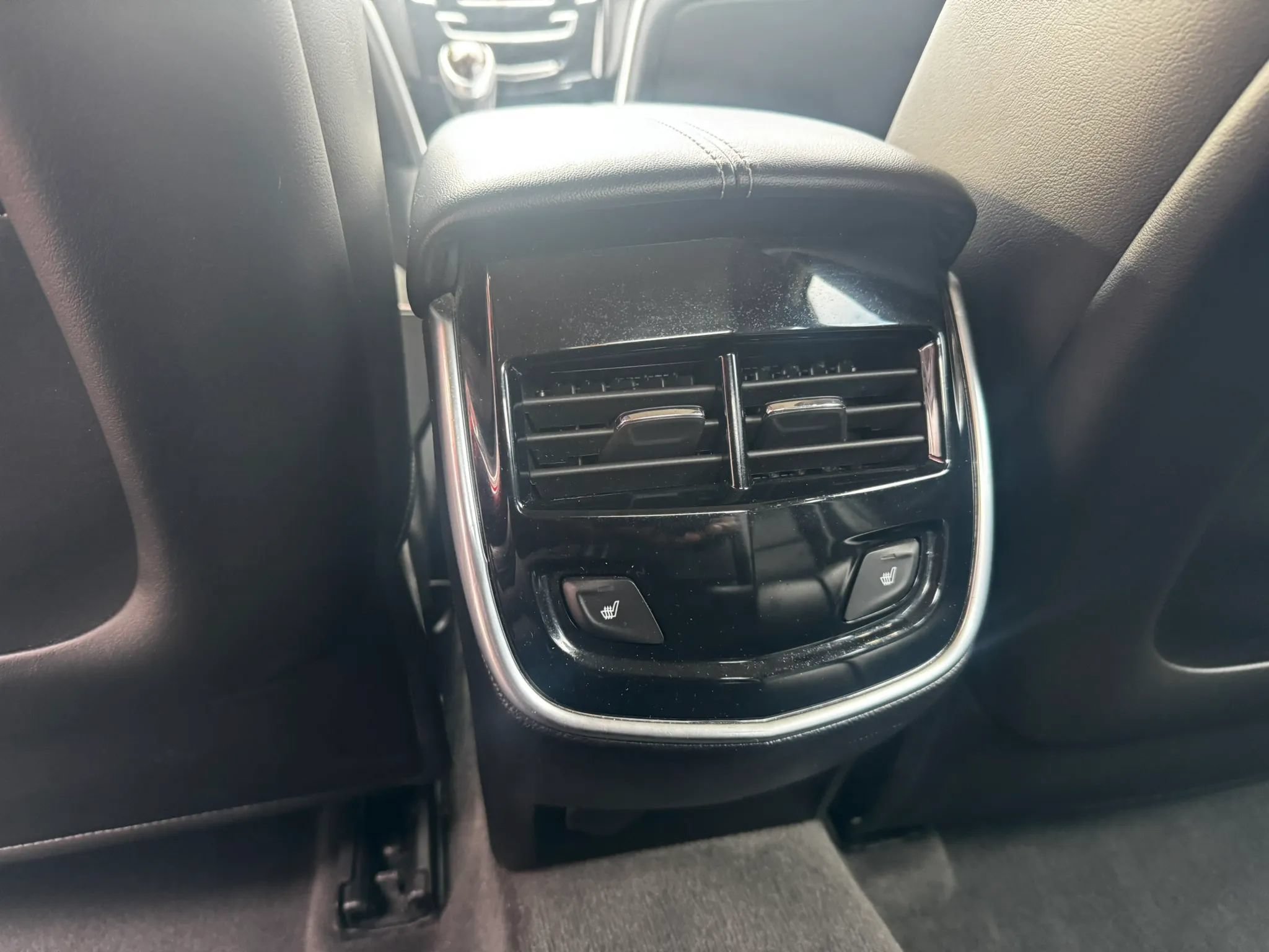 Used 2015 Cadillac XTS Luxury FWD image 19