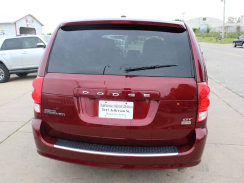 Used 2019 Dodge Grand Caravan GT FWD image 6