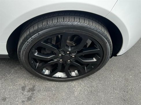 Used 2016 Land Rover Range Rover HSE AWD/4WD image 11