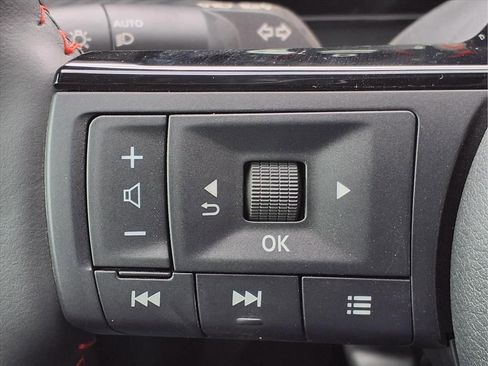 New 2026 Nissan Kicks SR w/ SR Premium Package image 17