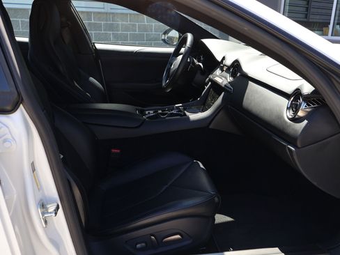 Used 2025 Karma Revero Luxury RWD image 30