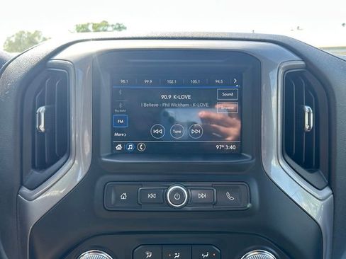 Used 2019 GMC Sierra 1500 2WD Crew Cab w/ Convenience Package image 18