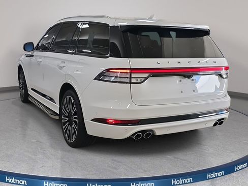 Used 2023 Lincoln Aviator Black Label image 9
