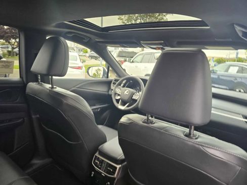 New 2025 Lexus RX 350 FWD image 15