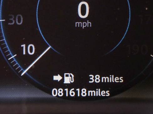 Used 2018 Jaguar F-PACE R-Sport image 16