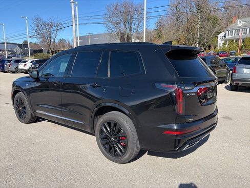 Certified 2023 Cadillac XT6 Sport w/ Technology Package image 2