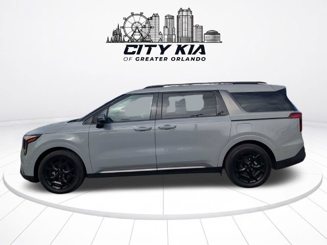 Certified 2026 Kia Carnival Hybrid FWD image 2