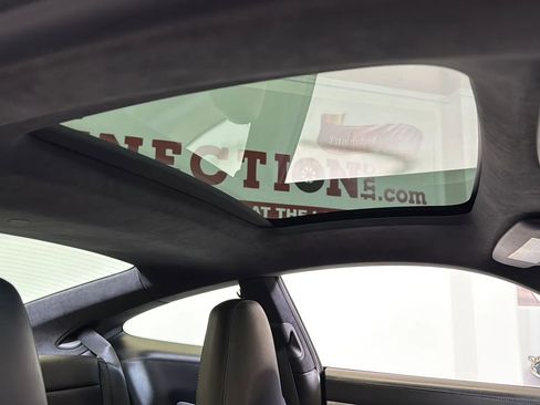 Used 2015 Porsche 911 Carrera 4S image 21