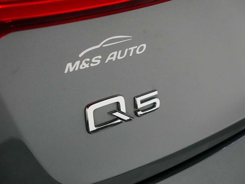 Used 2018 Audi Q5 2.0T Premium Plus w/ Premium Plus Package AWD/4WD image 11