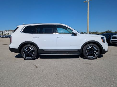 New 2025 Kia Telluride EX image 4