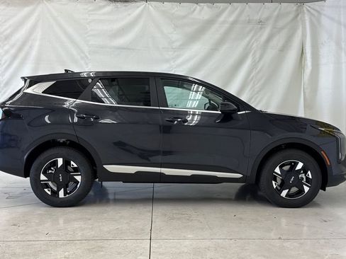 New 2026 Kia Sportage LX AWD/4WD image 3