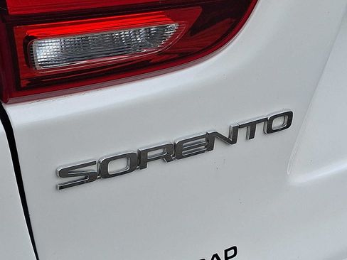 Used 2020 Kia Sorento S AWD/4WD image 31