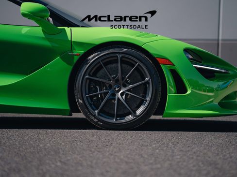 Used 2025 McLaren 750S Spider image 21