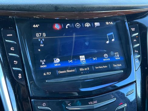 Used 2020 Cadillac Escalade Luxury image 32