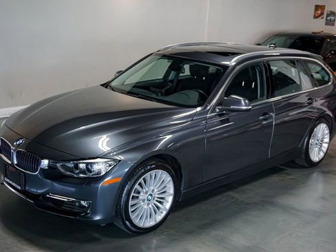 Used 2014 BMW 328i xDrive Wagon AWD/4WD image 29