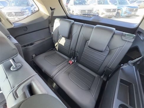 New 2025 Volkswagen Atlas SEL image 28