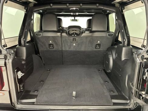 Used 2020 Jeep Wrangler Unlimited Rubicon AWD/4WD image 17