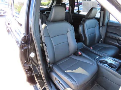 Certified 2023 Honda Passport EX-L image 16