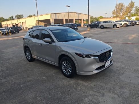 Used 2025 MAZDA CX-5 AWD 2.5 S w/ Preferred Package image 6