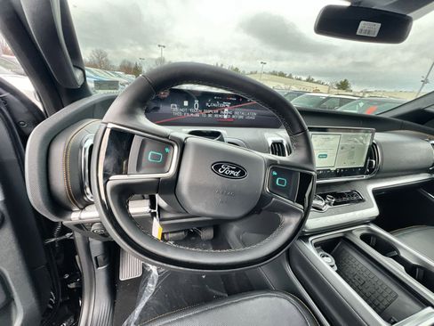 New 2025 Ford Expedition Tremor image 16