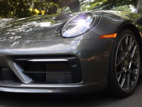 Used 2021 Porsche 911 GT3 RS image 38