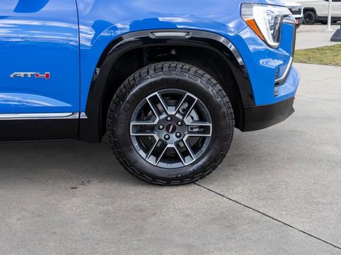 New 2026 GMC Terrain AT4 AWD/4WD image 37