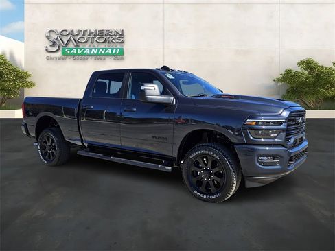New 2026 RAM 2500 Laramie w/ Night Edition AWD/4WD image 7