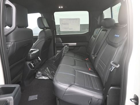 New 2025 Ford F150 Platinum w/ FX4 Off-Road Package image 27