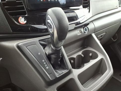 Used 2023 Ford Transit 350 XLT image 18