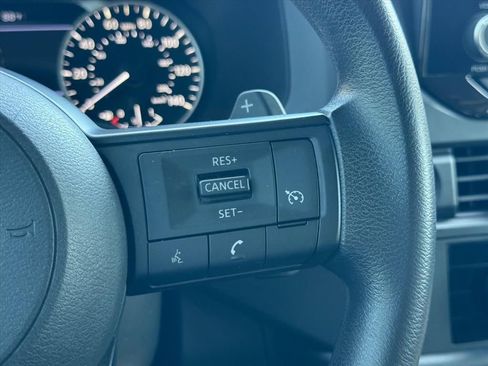 Certified 2024 Nissan Pathfinder S FWD image 18