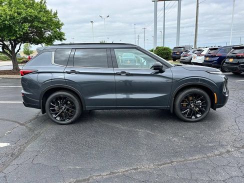 Used 2026 Nissan Rogue Platinum AWD/4WD image 2