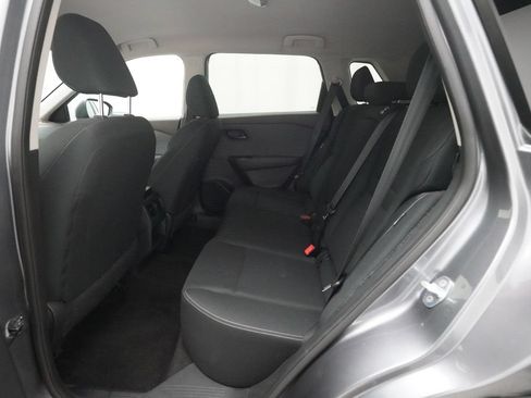 Used 2023 Nissan Rogue S AWD/4WD image 15