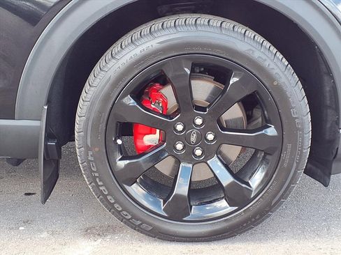 Used 2021 Ford Explorer ST w/ Equipment Group 401A image 9