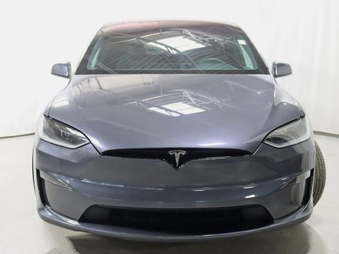 Used 2023 Tesla Model X AWD/4WD image 9