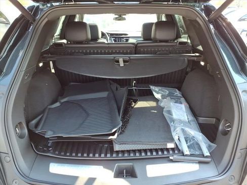 New 2025 Cadillac XT5 Premium Luxury w/ LPO, Floor Liner Package image 20