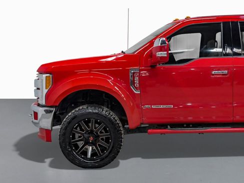 Used 2018 Ford F250 Lariat w/ Lariat Ultimate Package image 10