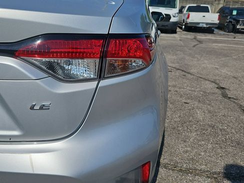 Used 2023 Toyota Corolla LE FWD image 34