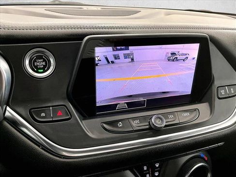 Used 2022 Chevrolet Blazer LT FWD image 23