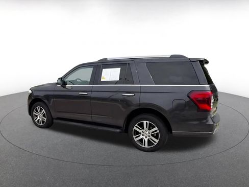 Used 2024 Ford Expedition Limited RWD image 10
