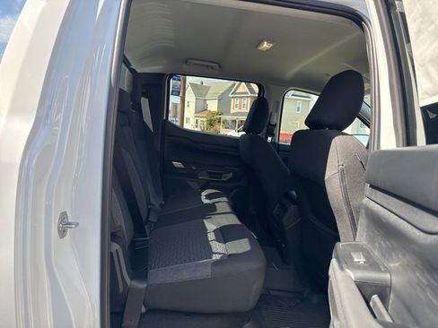 New 2025 Ford Ranger XLT w/ FX4 Off-Road Package image 38